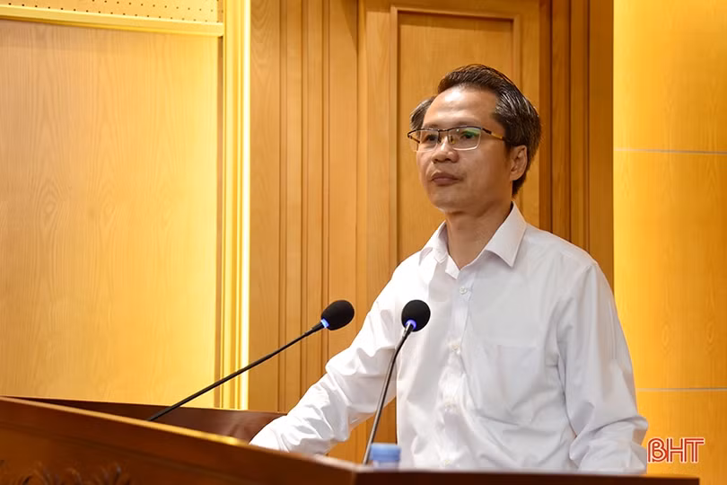 Nâng cao hiệu quả đấu tranh, phản bác các quan điểm sai trái, luận điệu xuyên tạc của các thế lực thù địch