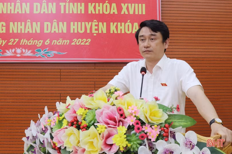 Cử tri Vũ Quang kiến nghị chuyển đổi diện tích đất rừng cao su kém hiệu quả để phát triển kinh tế