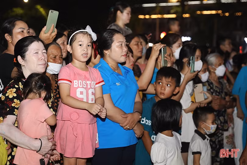 Hội Phụ nữ xã Kỳ Hoa giành giải xuất sắc Hội thi bước nhảy dân vũ TX Kỳ Anh