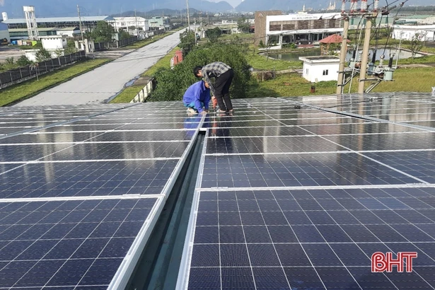 Điện lực Hà Tĩnh mua 66,187 triệu kWh điện mặt trời áp mái nhà