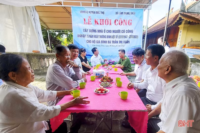 Công an Hà Tĩnh hỗ trợ 100 triệu đồng xây nhà ở cho người có công