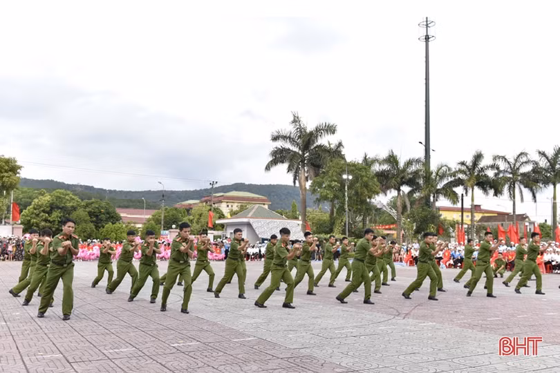 Gần 1.000 vận động viên tranh tài tại Đại hội TDTT thị xã Hồng Lĩnh lần thứ VII