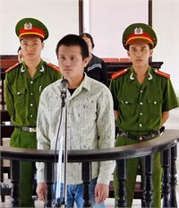 Bị cáo Chu Ngọc Hoàng trước vành móng ngựa