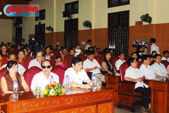 sau lang dem lien hoan nghe thuat tieng hat tu trai tim