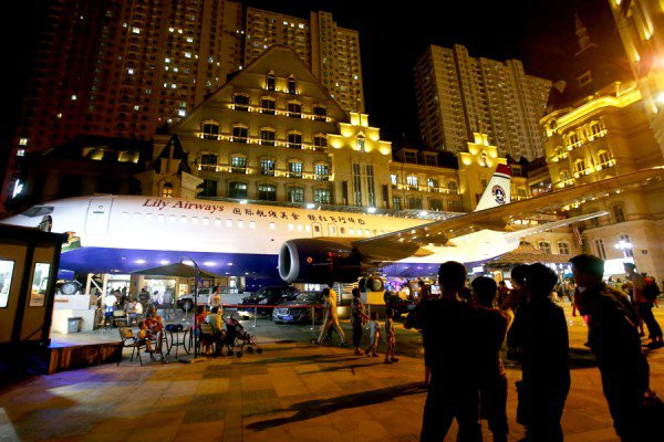 nha hang sieu doc ben trong may bay boeing 737