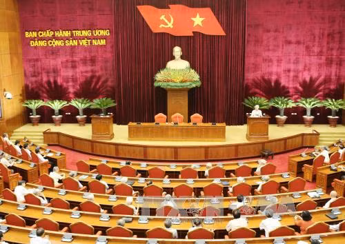 ban bi thu trung uong dang gap mat can bo cap cao nghi huu