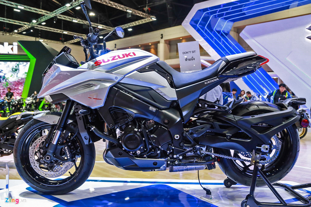 Cận cảnh huyền thoại Suzuki Katana được tái sinh sau 38 năm