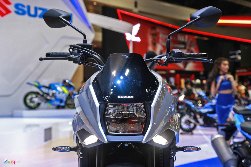 Cận cảnh huyền thoại Suzuki Katana được tái sinh sau 38 năm