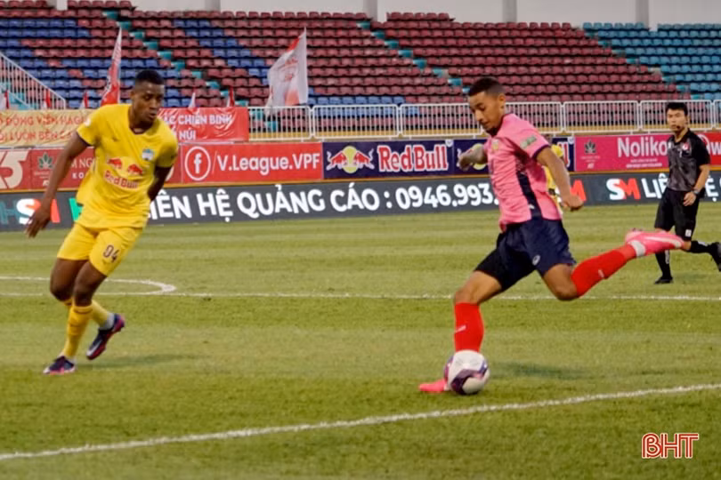 Hồng Lĩnh Hà Tĩnh có điểm số đầu tiên sau lượt 2 V.League 2022