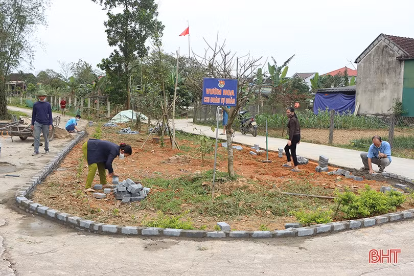 Huyện nông thôn mới Cẩm Xuyên thi đua “nâng chất” các tiêu chí