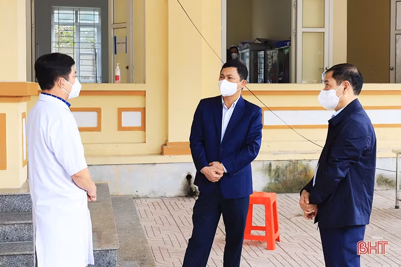 Thạch Hà cần quyết liệt thực hiện mục tiêu giảm số ca mắc và số ca bệnh trở nặng