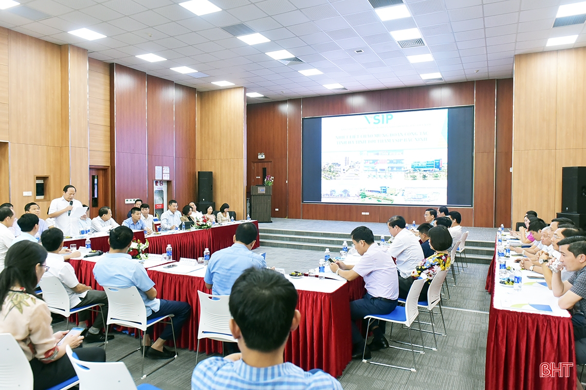 Đoàn công tác Hà Tĩnh tham quan Khu công nghiệp Vsip Bắc Ninh