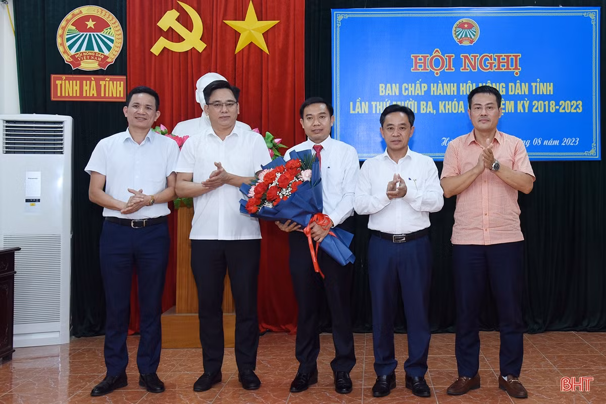 Ông Trần Đình Ước được bầu giữ chức Phó Chủ tịch Hội Nông dân Hà Tĩnh