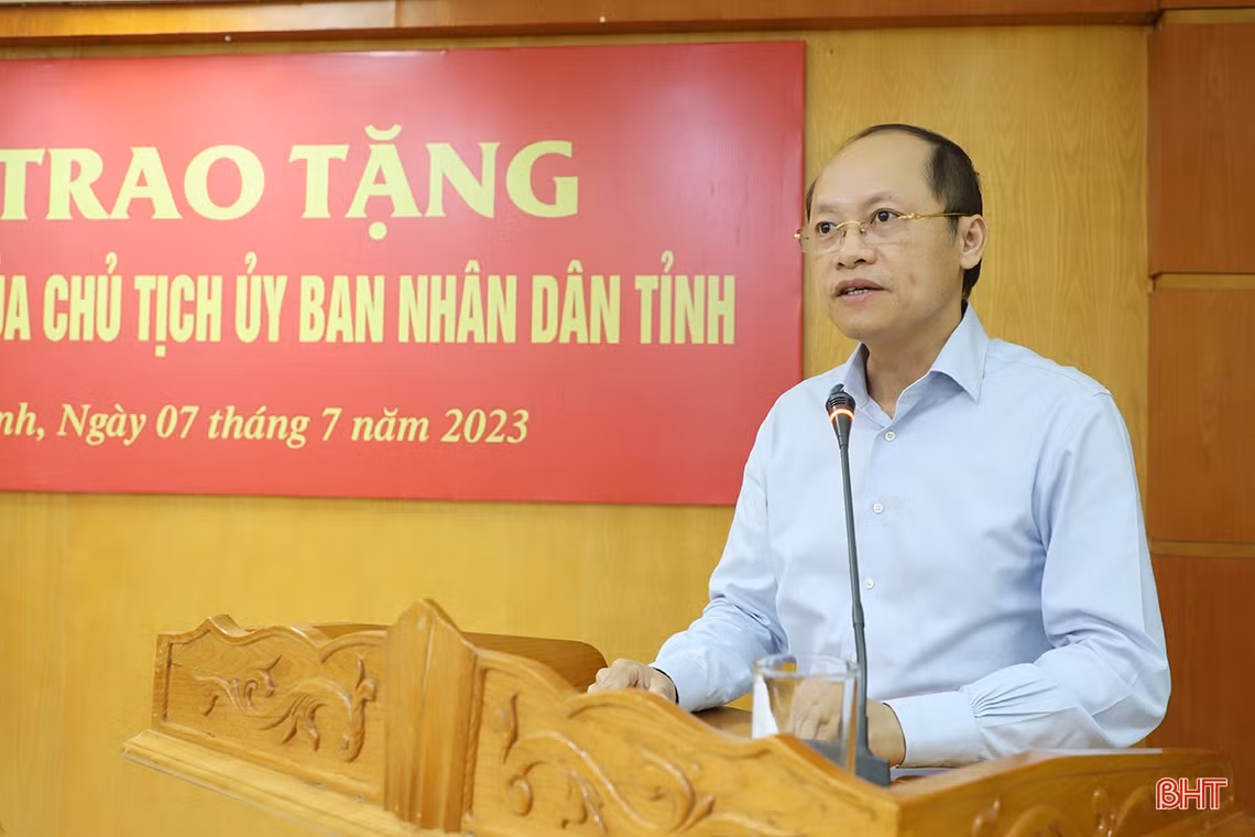 Tuyên dương tập thể, cá nhân thành tích cao tại SEA Games 32 và Hội nghị công bố Quy hoạch tỉnh Hà Tĩnh