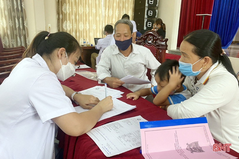 Khám sàng lọc cho trẻ em bị các bệnh về tim, sứt môi, hở vòm miệng và dị tật vận động 