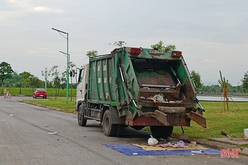 Những hình ảnh chưa đẹp ở công viên trung tâm TP Hà Tĩnh