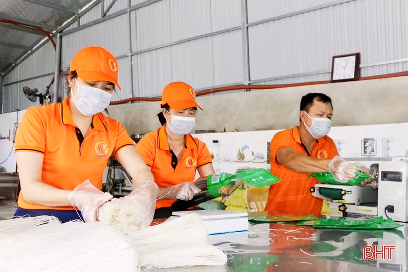 Vợ chồng người Hà Tĩnh khởi nghiệp từ hạt gạo quê hương