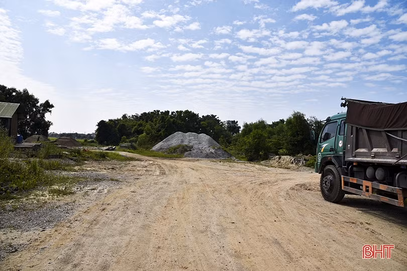 Cần sớm bàn giao mặt bằng thi công tuyến đường Lê Duẩn kéo dài