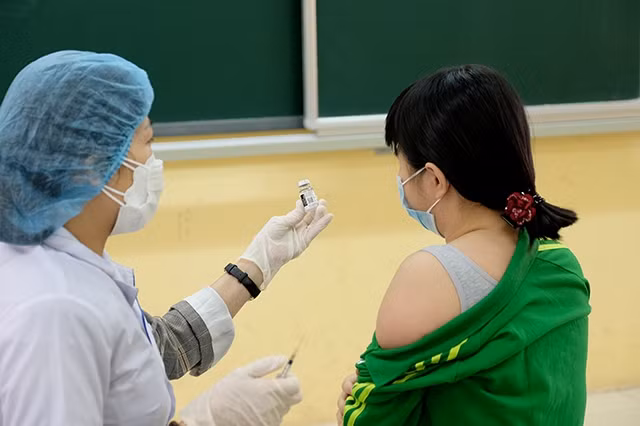 Phân bổ hơn 2,3 triệu liều vaccine phòng COVID-19 để tiêm cho trẻ từ 5 - dưới 12 tuổi