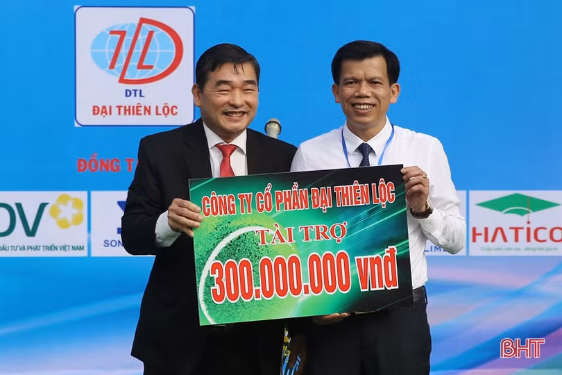 260 vận động viên tranh tài Giải quần vợt Cúp Truyền hình Hà Tĩnh lần thứ VI