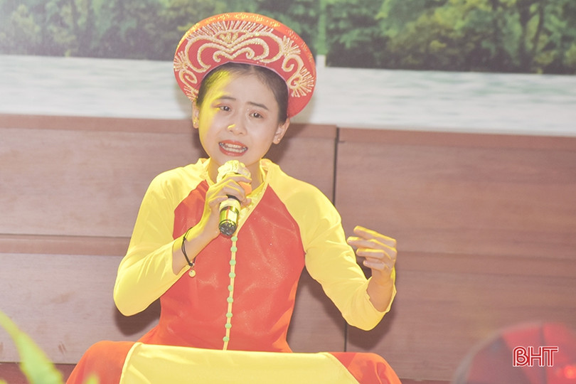 Ấn tượng Liên hoan dân ca ví, giặm Nghệ Tĩnh huyện Cẩm Xuyên năm 2022