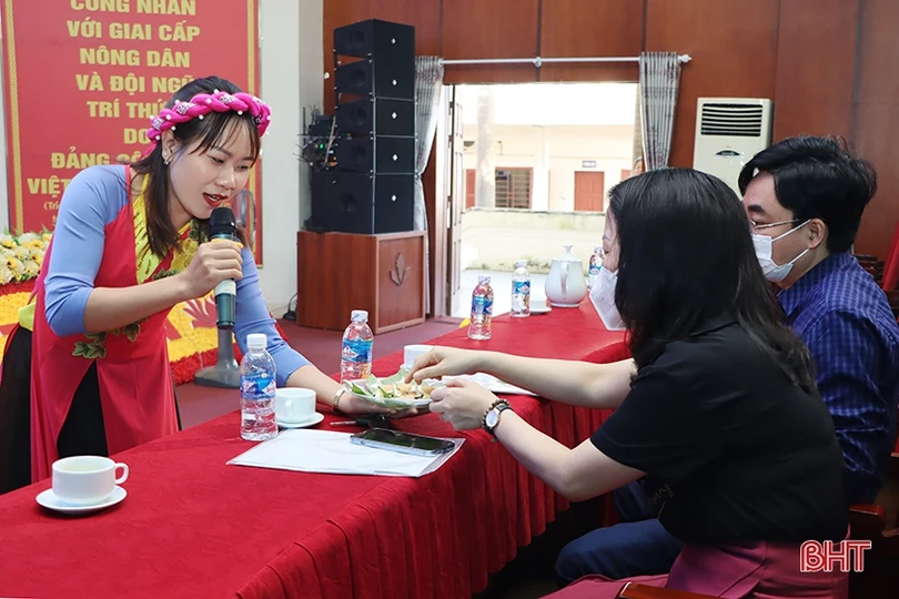 Cẩm Xuyên khai mạc liên hoan dân ca ví, giặm Nghệ Tĩnh 