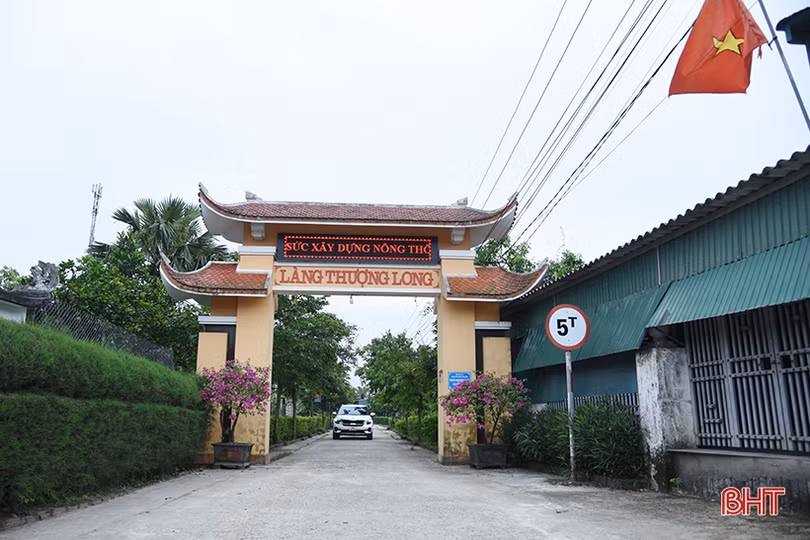 Quê hương Hà Tĩnh tiếp bước người anh hùng “lấy thân mình lấp lỗ châu mai”