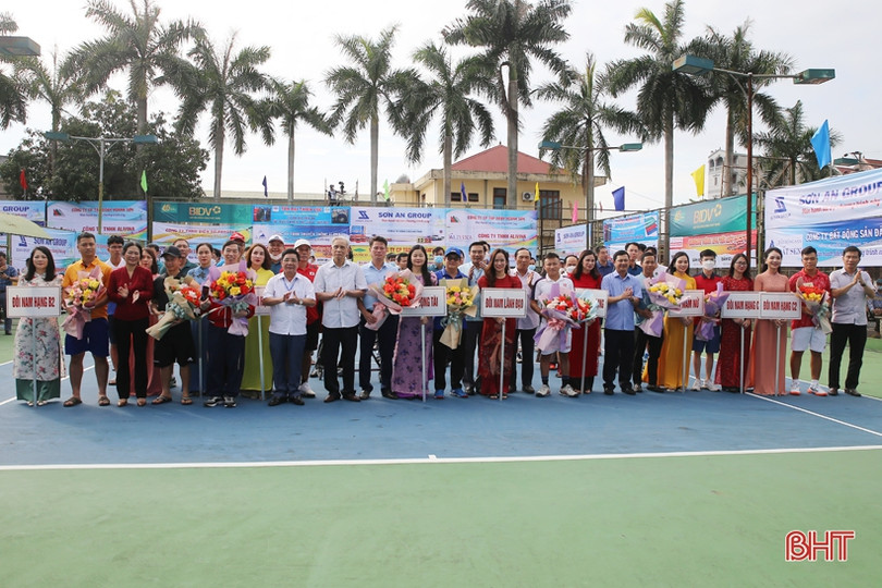 260 vận động viên tranh tài Giải quần vợt Cúp Truyền hình Hà Tĩnh lần thứ VI
