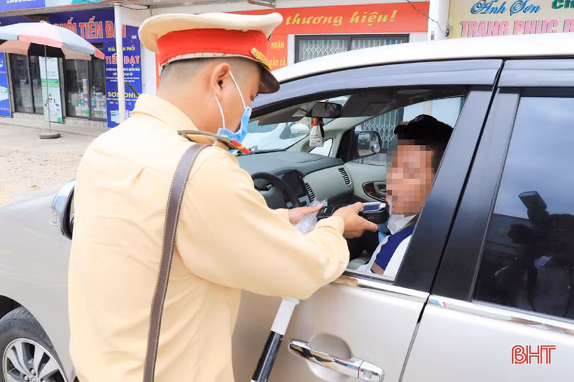 120 trường hợp vi phạm nồng độ cồn bị Công an huyện Kỳ Anh phạt 450 triệu đồng