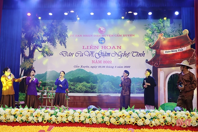 Cẩm Xuyên khai mạc liên hoan dân ca ví, giặm Nghệ Tĩnh 