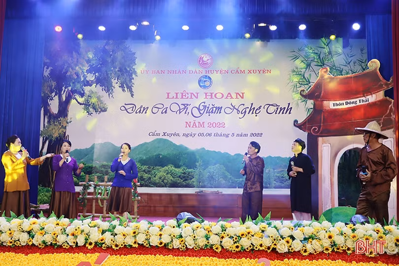 Cẩm Xuyên khai mạc liên hoan dân ca ví, giặm Nghệ Tĩnh 