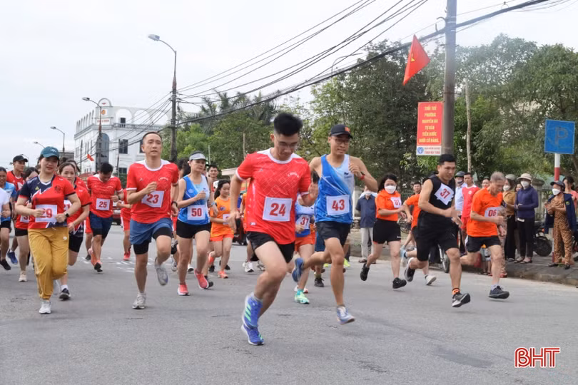 Đại hội TDTT phường Nguyễn Du tranh tài ở 5 bộ môn thi đấu