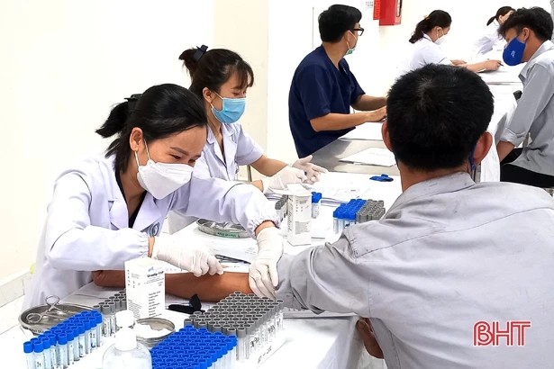 Các doanh nghiệp Hà Tĩnh tổ chức khám sức khỏe cho người lao động