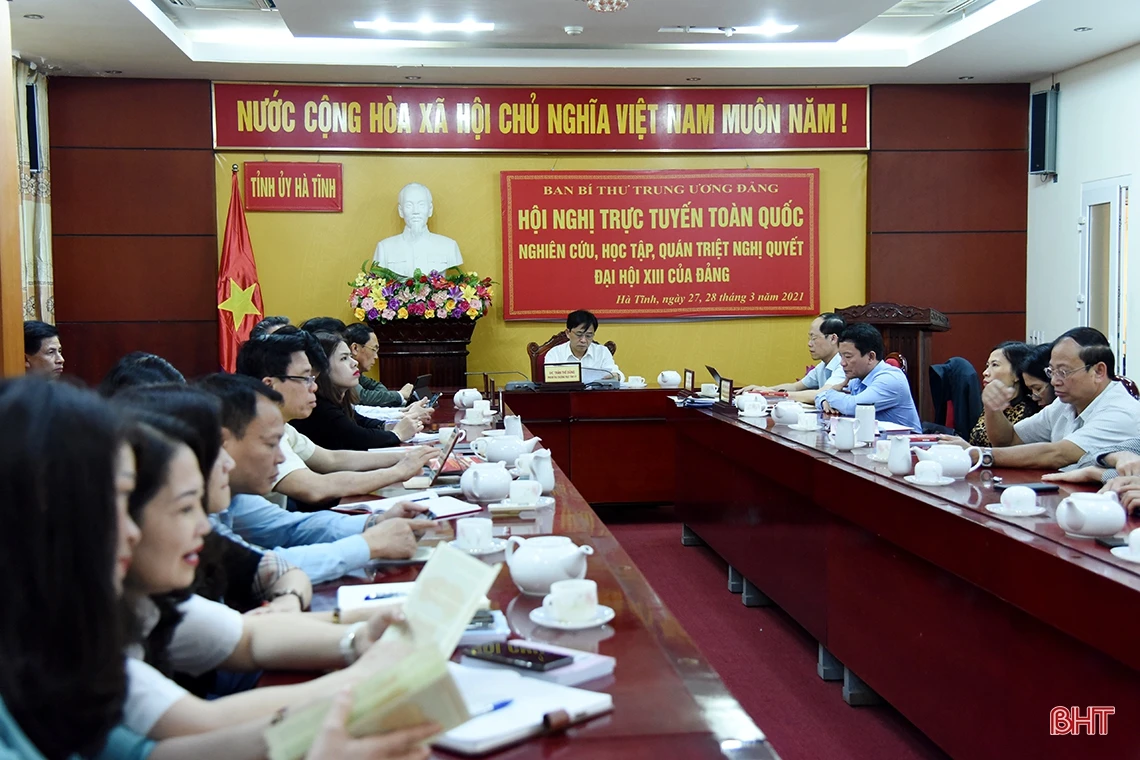 Quán triệt 3 nhiệm vụ trọng tâm, 3 giải pháp đột phá trong xây dựng Đảng