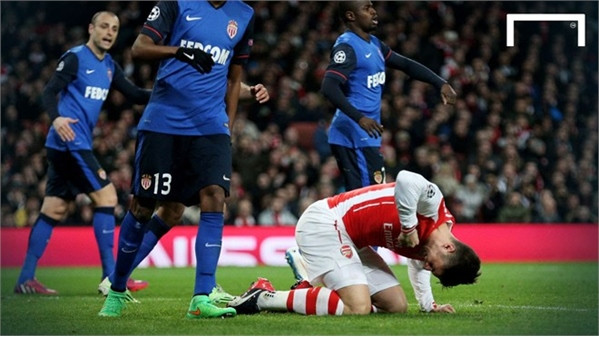 Arsenal đã gục ngã vào mùa trước dù đối thủ chỉ là Monaco Arsenal đã gục ngã vào mùa trước dù đối thủ chỉ là Monaco