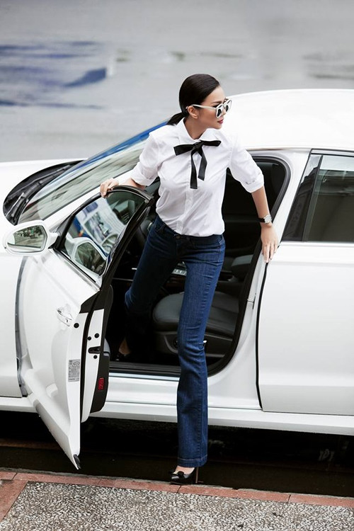 Qua cách chăm chút cho hình ảnh của bản thân, siêu mẫu góp phần 'thổi bùng' những xu hướng của mùa thời trang vừa qua.