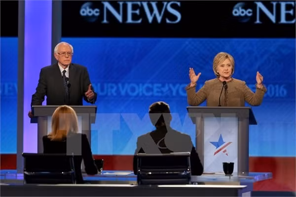 Ứng viên Dân chủ Mỹ ​tranh luận về vấn đề đối ngoại ảnh 1