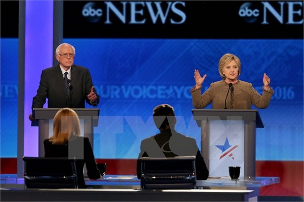 Ứng viên Dân chủ Mỹ ​tranh luận về vấn đề đối ngoại ảnh 1