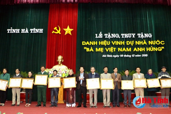 Thêm 63 mẹ được tặng, truy tặng danh hiệu "Bà mẹ Việt Nam anh hùng" ảnh 7 Thêm 63 mẹ được tặng, truy tặng danh hiệu "Bà mẹ Việt Nam anh hùng" ảnh 7