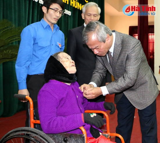 Thêm 63 mẹ được tặng, truy tặng danh hiệu "Bà mẹ Việt Nam anh hùng" ảnh 4 Thêm 63 mẹ được tặng, truy tặng danh hiệu "Bà mẹ Việt Nam anh hùng" ảnh 4