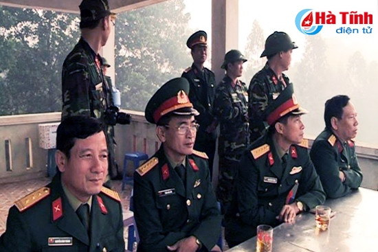 “Đại đội bộ binh tiến công địch đổ bộ đường không” ảnh 1