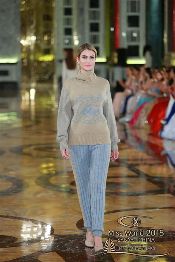 Những hình ảnh tuyệt mỹ của tân Hoa hậu Thế giới 2015 ảnh 9