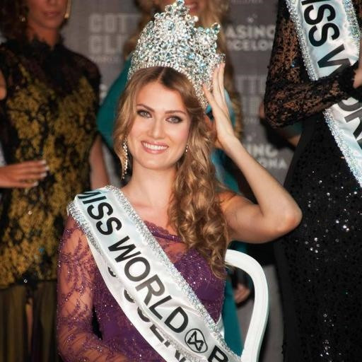 Những hình ảnh tuyệt mỹ của tân Hoa hậu Thế giới 2015 ảnh 6