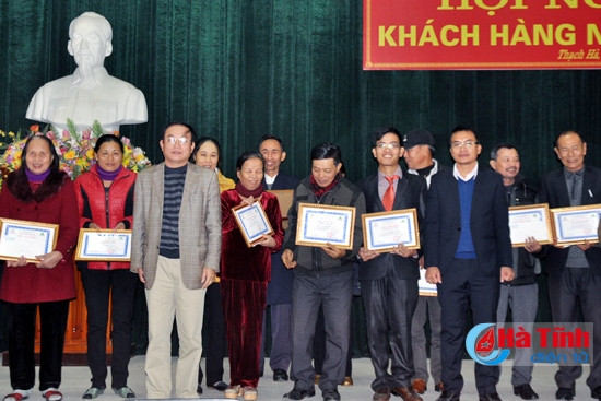 Điện lực Thạch Hà tiếp tục nỗ lực nâng cao chất lượng điện năng ảnh 7