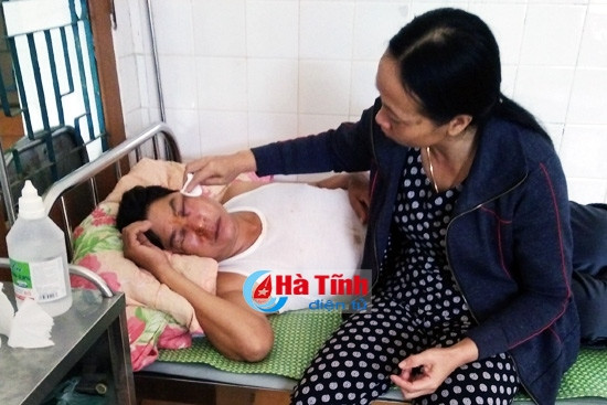 Đánh bảo vệ nông trường cao su gãy xương mũi rồi bỏ trốn ảnh 1