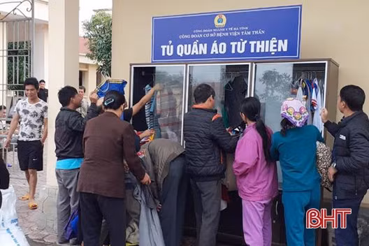 Khai trương tủ quần áo từ thiện tại Bệnh viện Tâm thần Hà Tĩnh