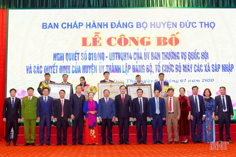 Bí thư Tỉnh ủy dự lễ công bố thành lập 9 đơn vị hành chính cấp xã mới ở Đức Thọ
