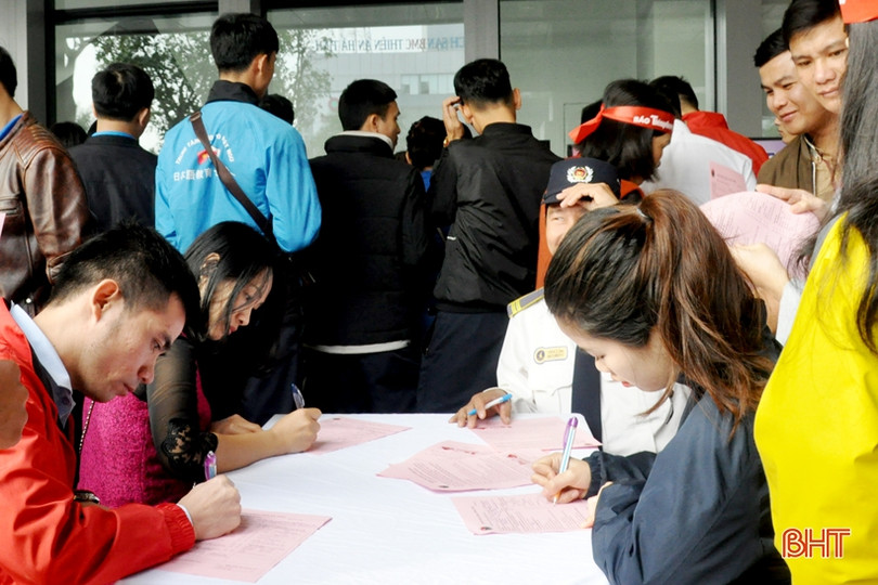 Hà Tĩnh tổ chức chương trình “Chủ nhật đỏ”, tiếp nhận 412 đơn vị máu