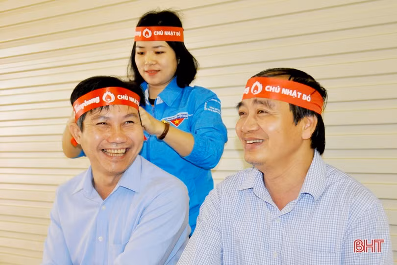 Hà Tĩnh tổ chức chương trình “Chủ nhật đỏ”, tiếp nhận 412 đơn vị máu