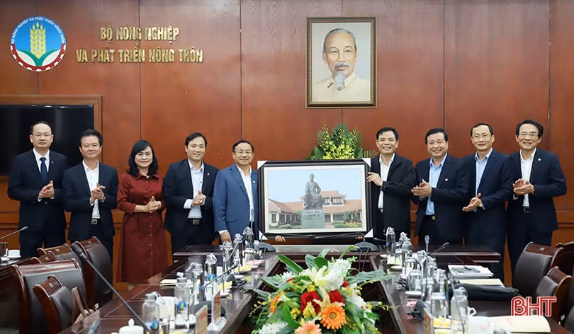 Nông nghiệp là lĩnh vực ưu tiên hàng đầu trong phát triển KT-XH của Hà Tĩnh